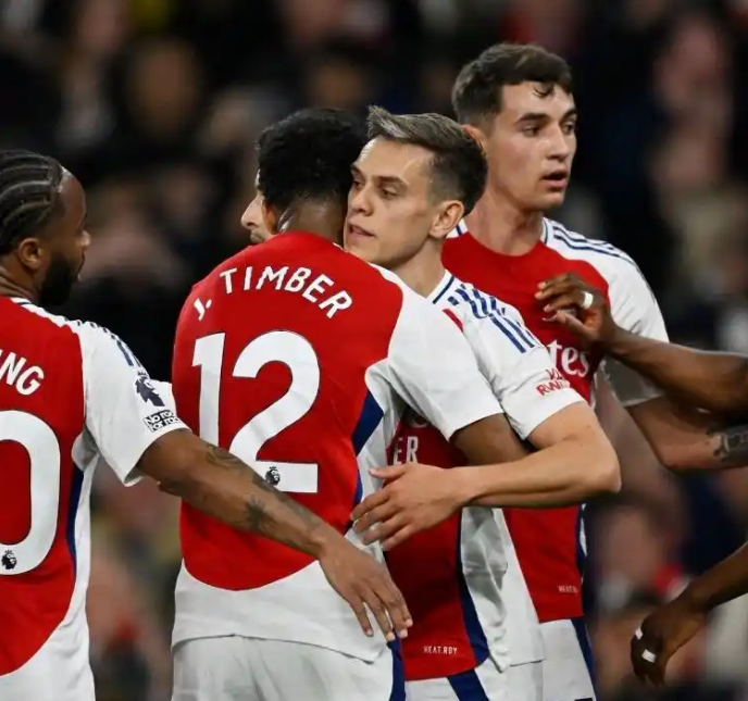 爱游戏官方入口-转折点!阿森纳主帅复盘,意甲今晚攻防权衡,压力陡增,阵容厚度经受考验的简单介绍