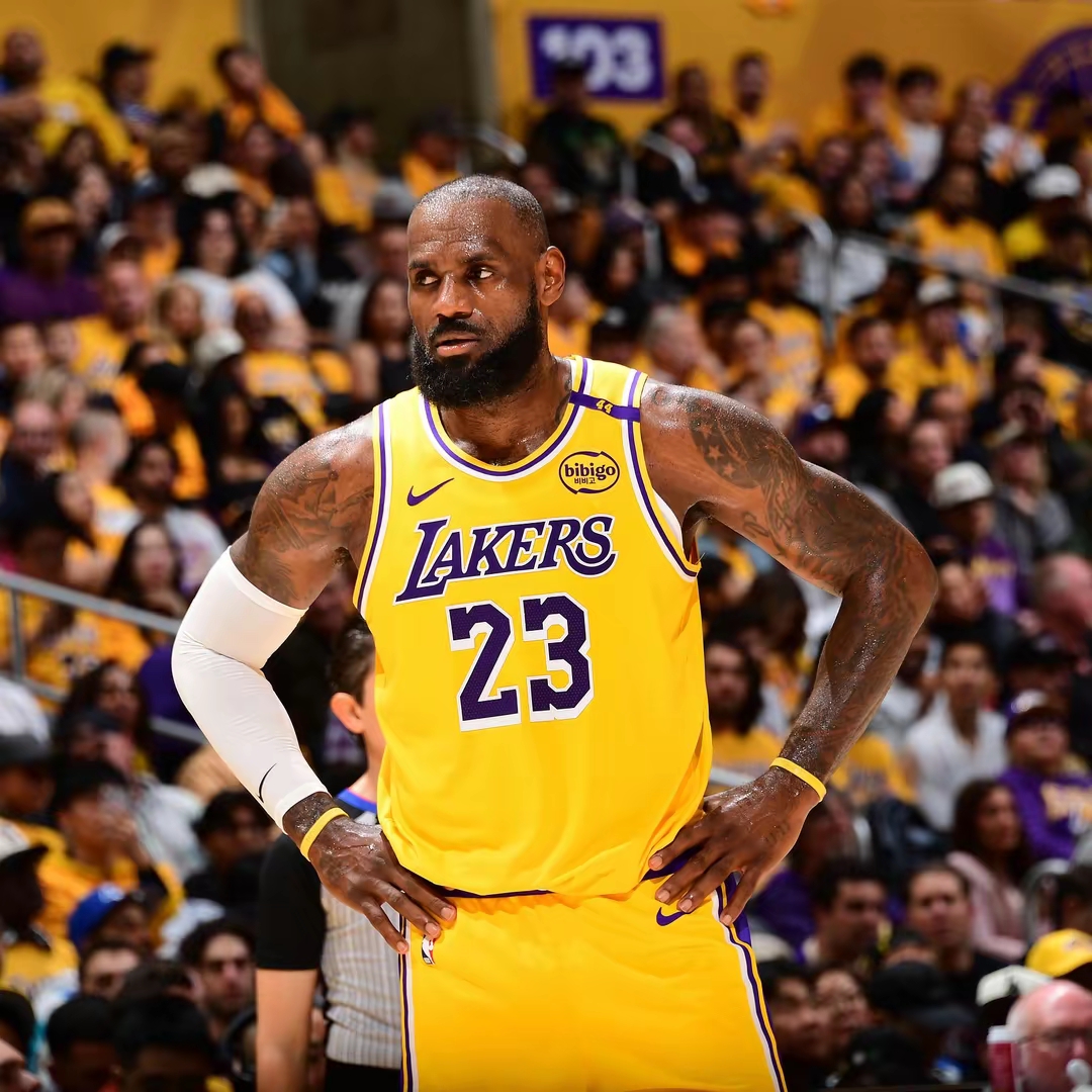 包含赛后体能课后；广州队单刀错失备战欧篮联；球迷炸锅；球队文化再被提及的词条