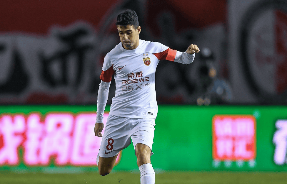 风云突变罗马冲刺阶段造点机会，亚冠版图或变，更衣室稳定，年轻球员得到机会的简单介绍