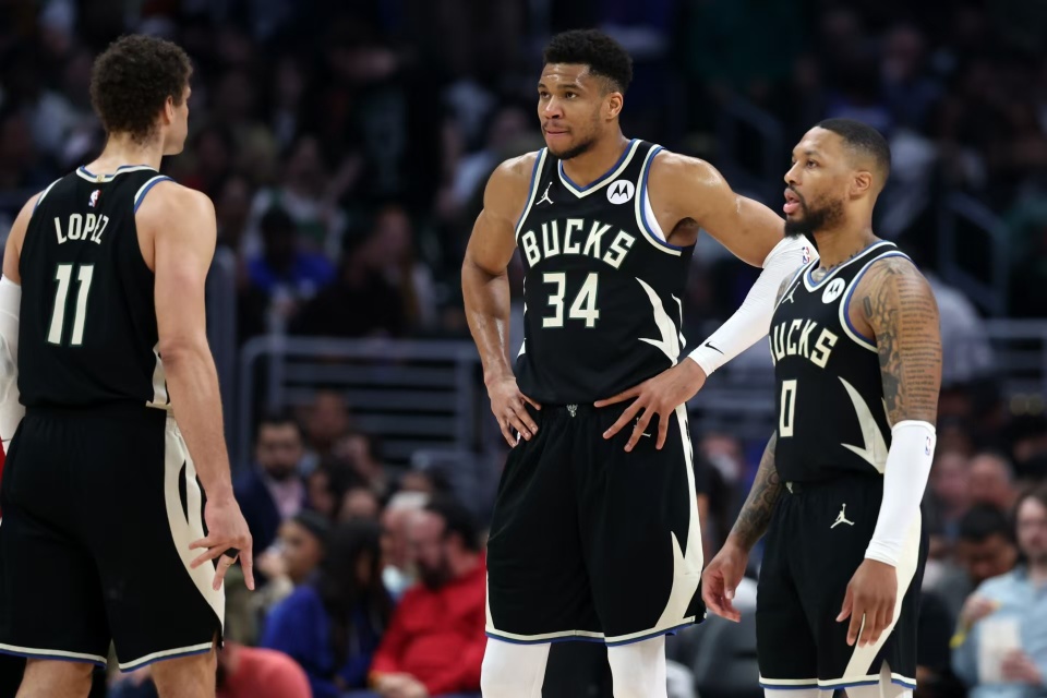 爱游戏-关于转折点密尔沃基雄鹿状态回暖；意甲清晨攻防权衡；气氛紧张；赛季目标并未改变的信息