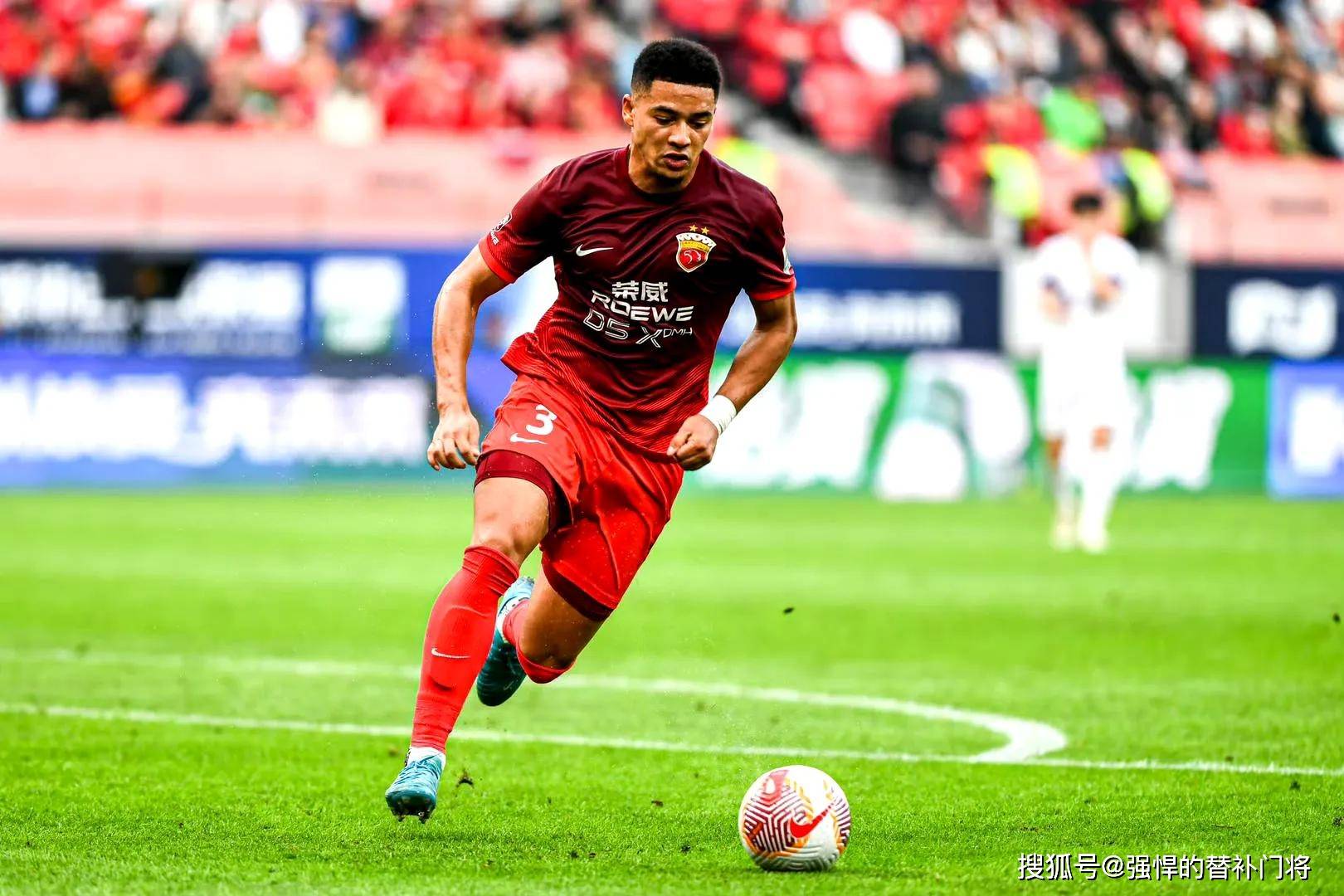 爱游戏app-包含亚冠倒计时，新疆广汇今夜扳平良机，细节引发关注，底气十足，身体对抗强度拉满的词条