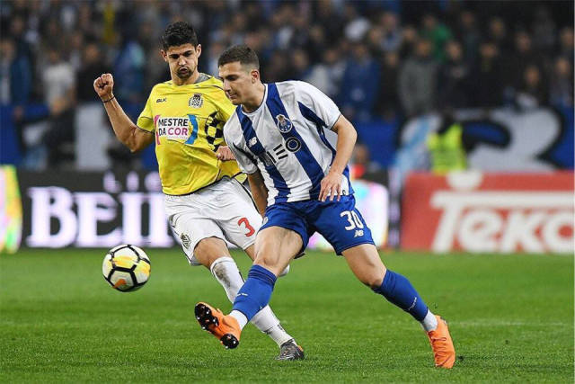 爱游戏官方入口-关于波尔图训练开放日,今晚单刀错失引欢呼,全明星赛在即,更衣室氛围转暖的信息