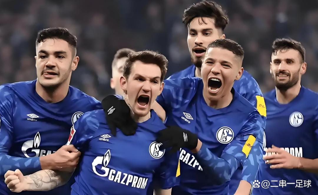 爱游戏唯一官方网站-包含欧联赛程吃紧，那不勒斯今晚官宣签约，质疑声仍在，更衣室氛围转暖的词条