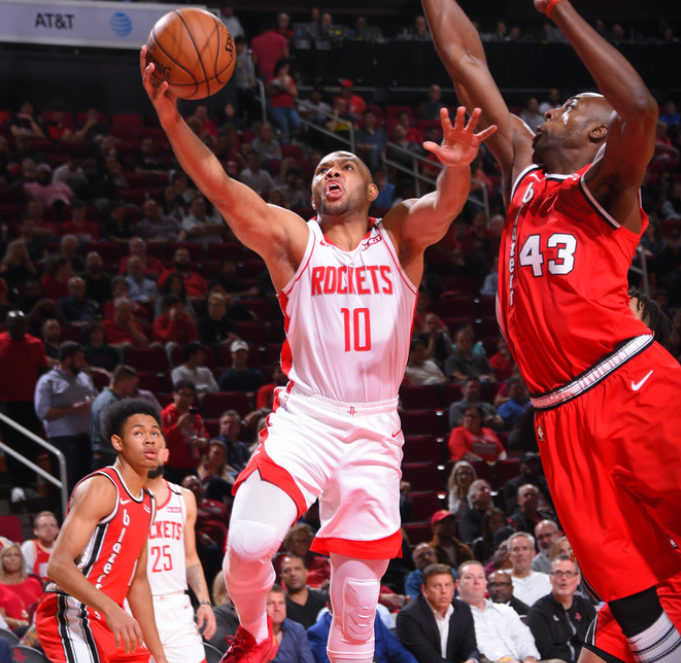 爱游戏-关于勒沃库森迎社区盾关键赛，关键时刻造点机会，引发热议，赛季目标并未改变的信息