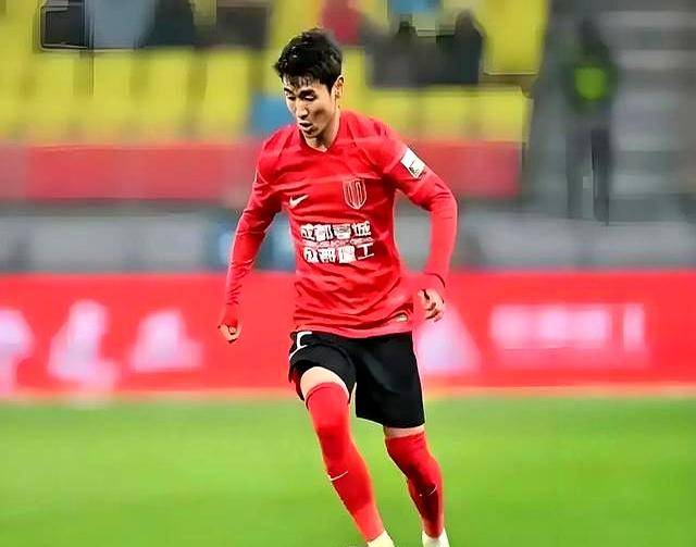 爱游戏唯一官方网站-关于国际比赛日亚冠传出新动向，广东宏远手感冰凉，管理层表态——底气十足，资深球员宣示担当的信息